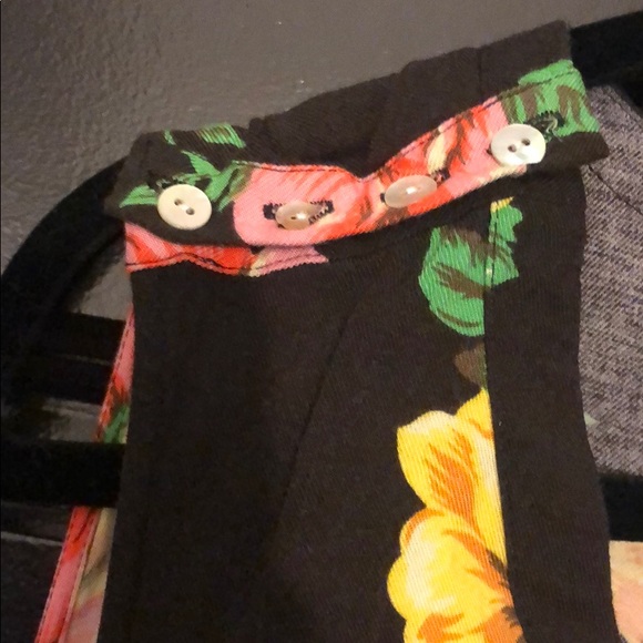 Somedays Lovin breezy floral romper - Picture 3 of 6